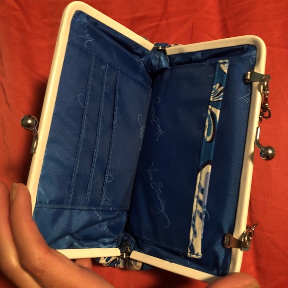 Vera Bradley Kisslock Clutch - Picture 6 of 7